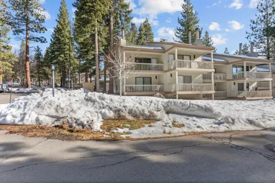 Exterior & Grounds 3