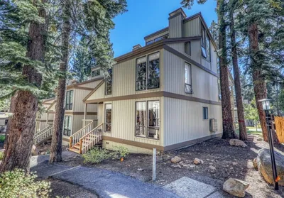 Exterior & Grounds 4